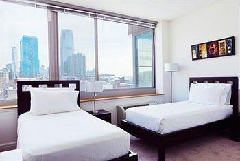 Sky City Apartments Нью-Йорк Экстерьер фото